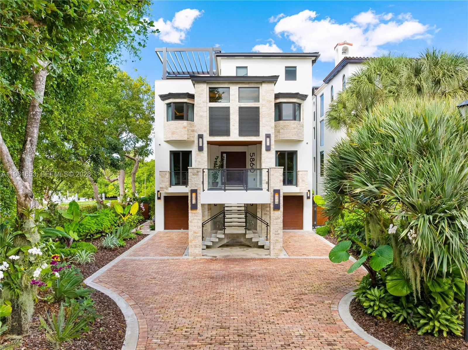5860 Paradise Point Dr, Palmetto Bay, Florida 3315, Palmetto Bay, Florida 33157, 3 Bedrooms Bedrooms, ,5 BathroomsBathrooms,Residential,For Sale,5860 Paradise Point Dr, Palmetto Bay, Florida 3315,A11961653