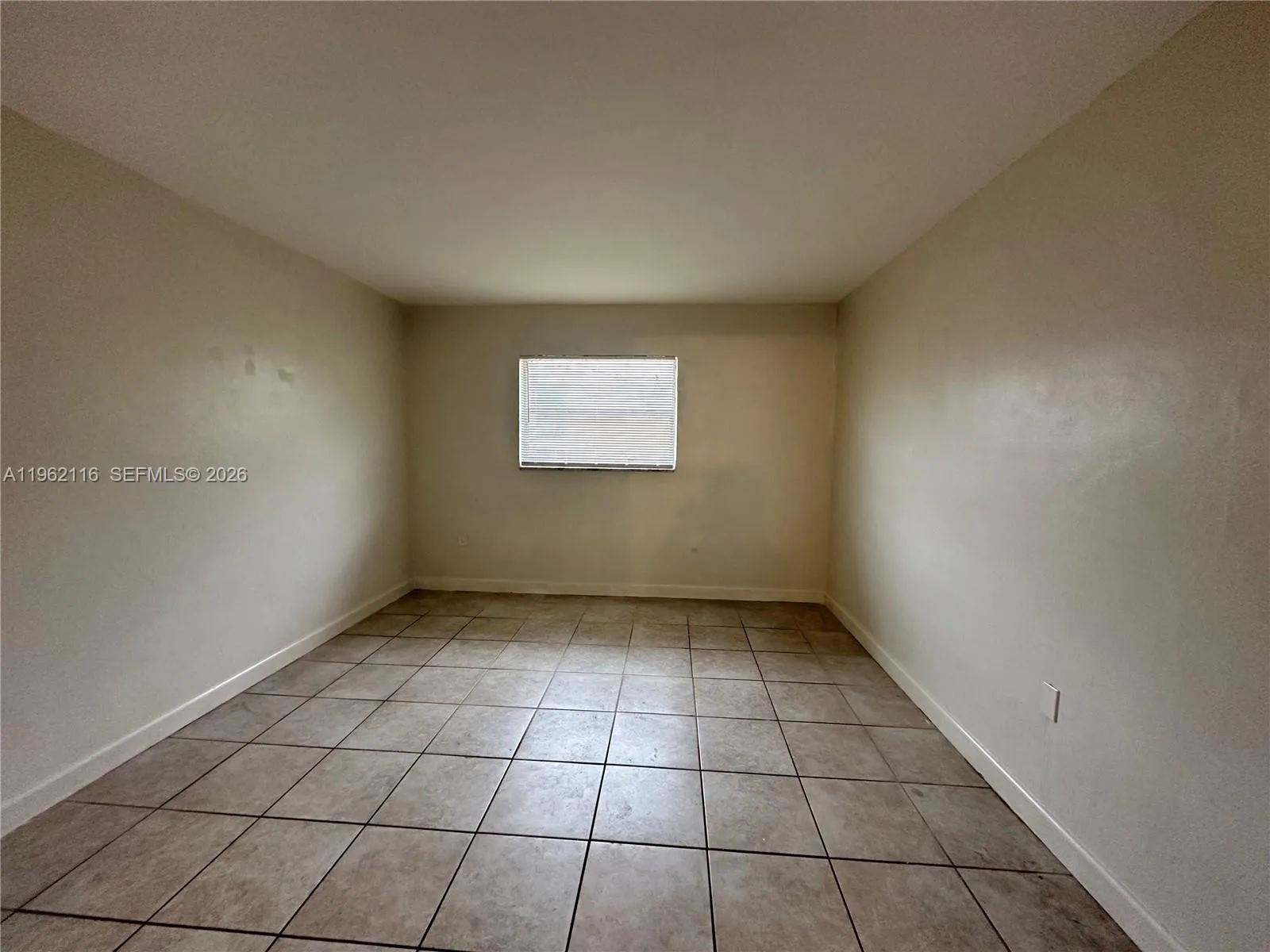 1008 Nw 45th Ave 9, Miami, Florida 33126, Miami, Florida 33126, 1 Bedroom Bedrooms, ,1 BathroomBathrooms,Residential Lease,For Rent,1008 Nw 45th Ave 9, Miami, Florida 33126,A11962116
