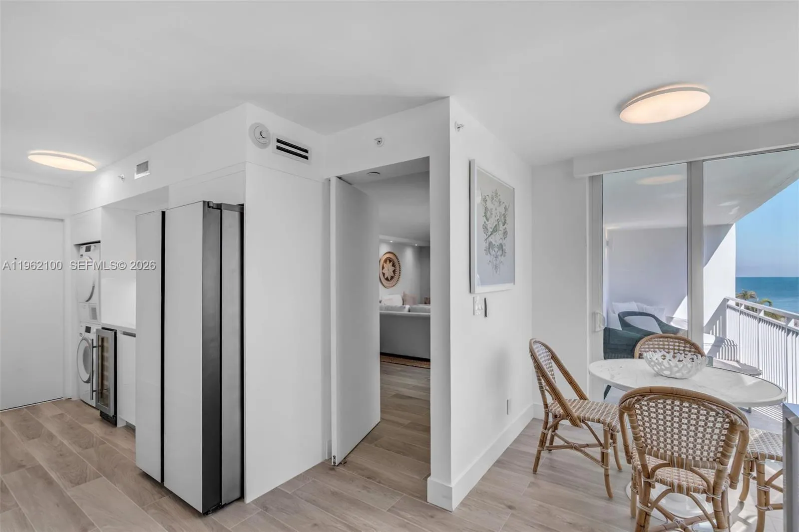 609 Ocean Dr 4g, Key Biscayne, Florida 33149, Key Biscayne, Florida 33149, 2 Bedrooms Bedrooms, ,2 BathroomsBathrooms,Residential Lease,For Rent,609 Ocean Dr 4g, Key Biscayne, Florida 33149,A11962100