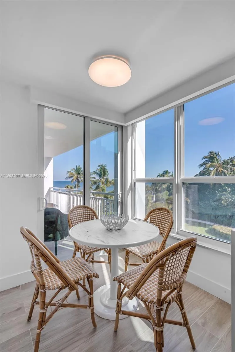 609 Ocean Dr 4g, Key Biscayne, Florida 33149, Key Biscayne, Florida 33149, 2 Bedrooms Bedrooms, ,2 BathroomsBathrooms,Residential Lease,For Rent,609 Ocean Dr 4g, Key Biscayne, Florida 33149,A11962100