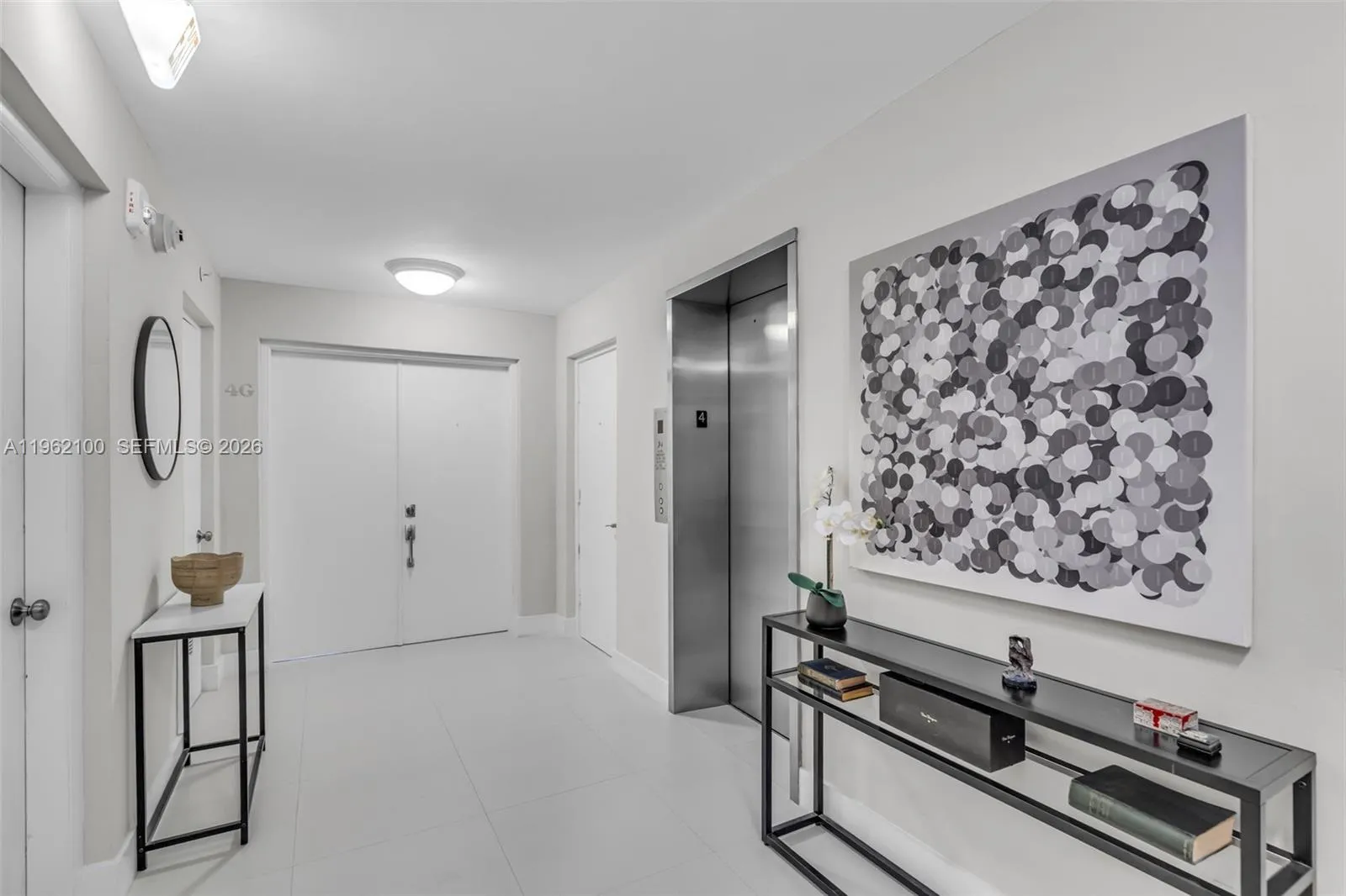 609 Ocean Dr 4g, Key Biscayne, Florida 33149, Key Biscayne, Florida 33149, 2 Bedrooms Bedrooms, ,2 BathroomsBathrooms,Residential Lease,For Rent,609 Ocean Dr 4g, Key Biscayne, Florida 33149,A11962100
