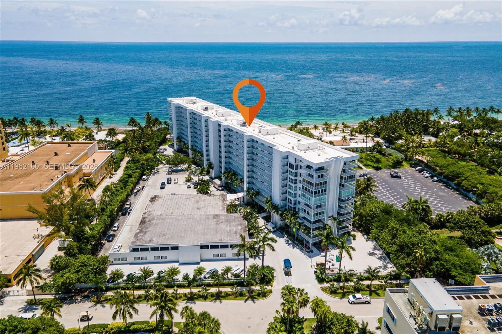 609 Ocean Dr 4g, Key Biscayne, Florida 33149, Key Biscayne, Florida 33149, 2 Bedrooms Bedrooms, ,2 BathroomsBathrooms,Residential Lease,For Rent,609 Ocean Dr 4g, Key Biscayne, Florida 33149,A11962100
