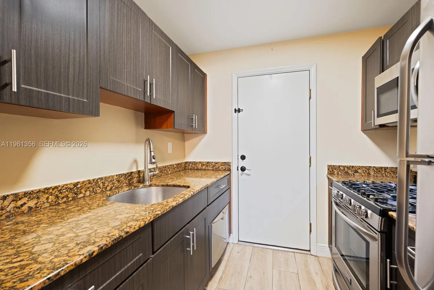 14500 Sw 88th Ave 104, Palmetto Bay, Florida 33176, Palmetto Bay, Florida 33176, 2 Bedrooms Bedrooms, ,2 BathroomsBathrooms,Residential Lease,For Rent,14500 Sw 88th Ave 104, Palmetto Bay, Florida 33176,A11961356