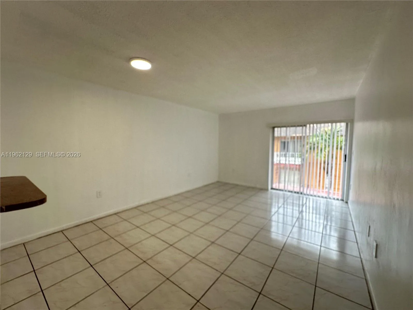 1008 Nw 45th Ave 3, Miami, Florida 33126, Miami, Florida 33126, 1 Bedroom Bedrooms, ,1 BathroomBathrooms,Residential Lease,For Rent,1008 Nw 45th Ave 3, Miami, Florida 33126,A11962129