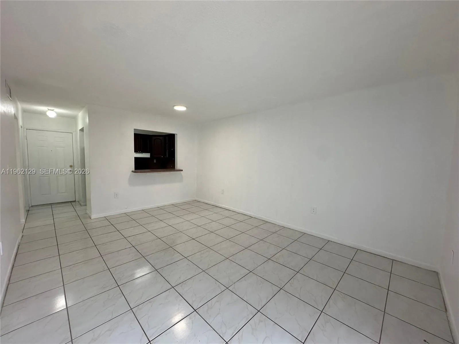 1008 Nw 45th Ave 3, Miami, Florida 33126, Miami, Florida 33126, 1 Bedroom Bedrooms, ,1 BathroomBathrooms,Residential Lease,For Rent,1008 Nw 45th Ave 3, Miami, Florida 33126,A11962129