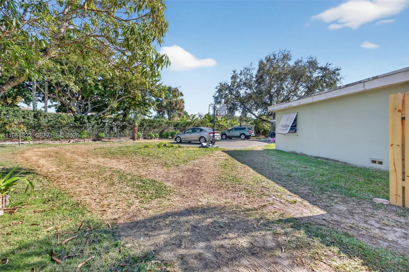 9401 Sw 97th Ave, Miami, Florida 33176, Miami, Florida 33176, 9 Bedrooms Bedrooms, ,4 BathroomsBathrooms,Residential,For Sale,9401 Sw 97th Ave, Miami, Florida 33176,A11961822