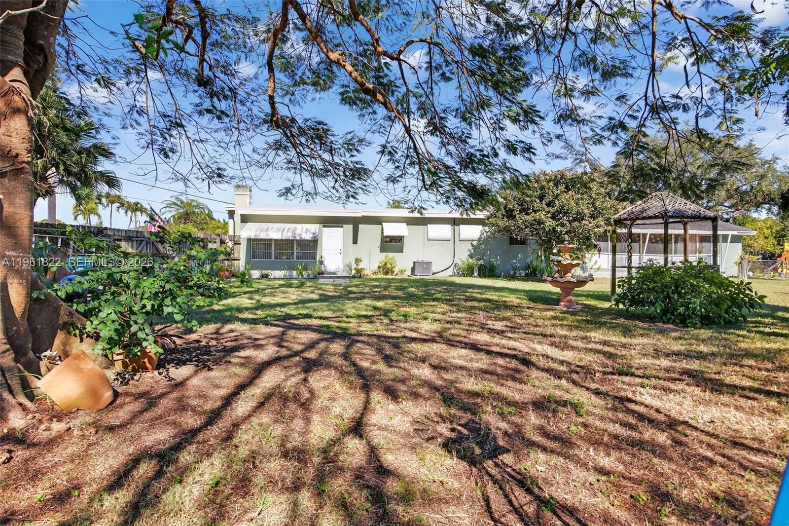 9401 Sw 97th Ave, Miami, Florida 33176, Miami, Florida 33176, 9 Bedrooms Bedrooms, ,4 BathroomsBathrooms,Residential,For Sale,9401 Sw 97th Ave, Miami, Florida 33176,A11961822