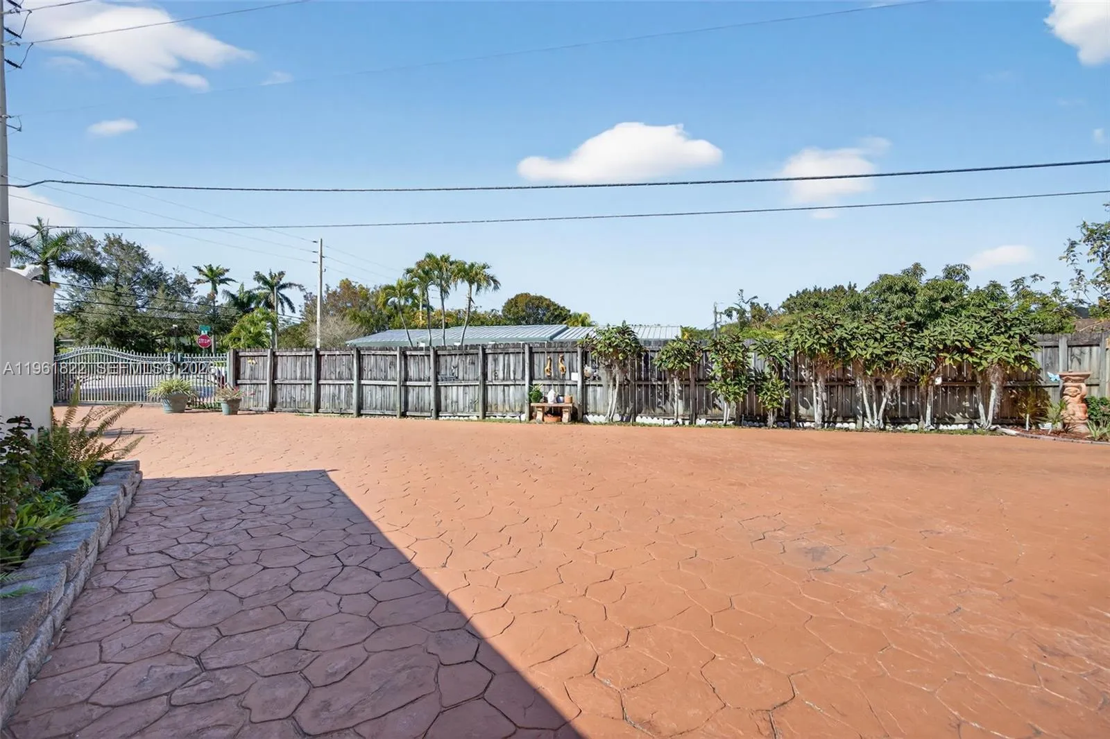 9401 Sw 97th Ave, Miami, Florida 33176, Miami, Florida 33176, 9 Bedrooms Bedrooms, ,4 BathroomsBathrooms,Residential,For Sale,9401 Sw 97th Ave, Miami, Florida 33176,A11961822