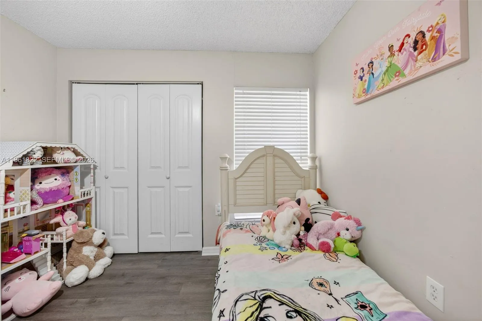 9401 Sw 97th Ave, Miami, Florida 33176, Miami, Florida 33176, 9 Bedrooms Bedrooms, ,4 BathroomsBathrooms,Residential,For Sale,9401 Sw 97th Ave, Miami, Florida 33176,A11961822