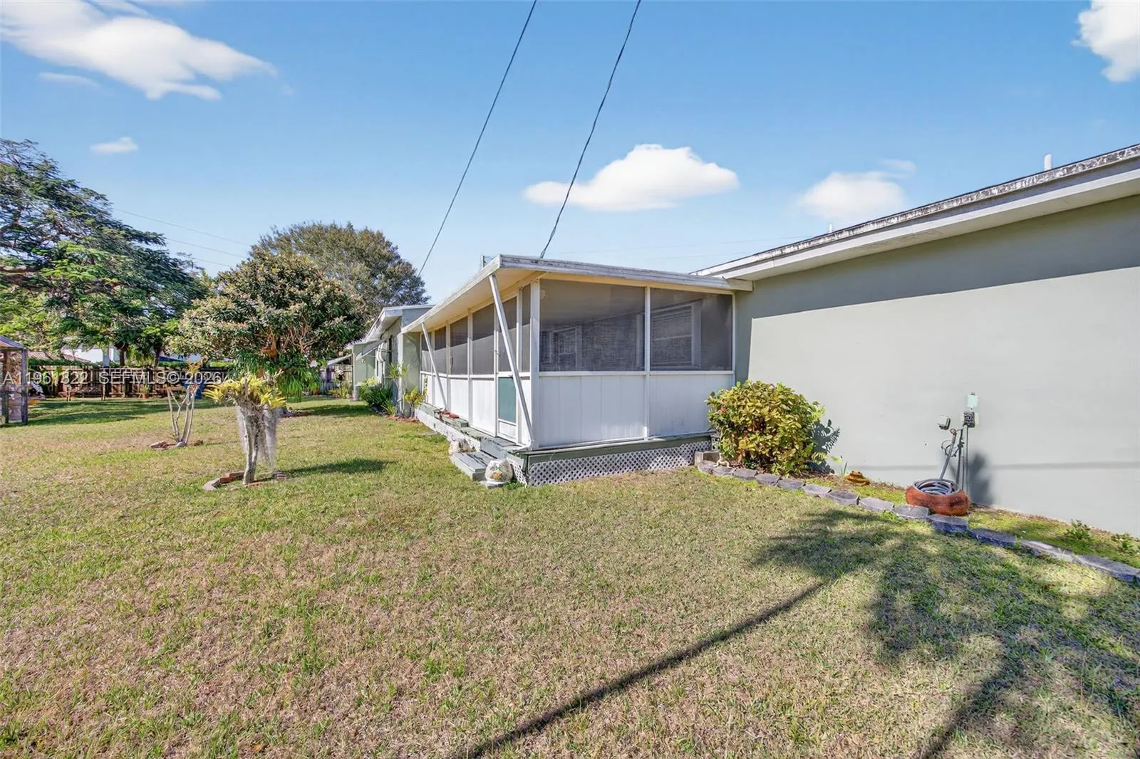 9401 Sw 97th Ave, Miami, Florida 33176, Miami, Florida 33176, 9 Bedrooms Bedrooms, ,4 BathroomsBathrooms,Residential,For Sale,9401 Sw 97th Ave, Miami, Florida 33176,A11961822