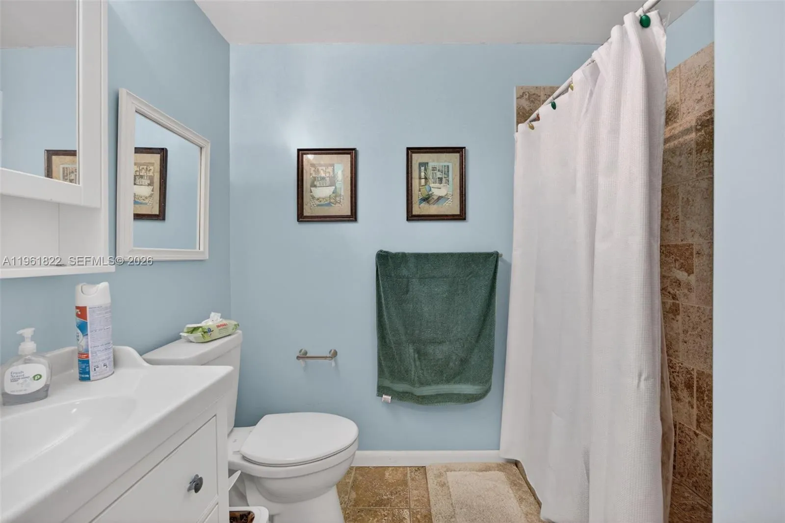 9401 Sw 97th Ave, Miami, Florida 33176, Miami, Florida 33176, 9 Bedrooms Bedrooms, ,4 BathroomsBathrooms,Residential,For Sale,9401 Sw 97th Ave, Miami, Florida 33176,A11961822