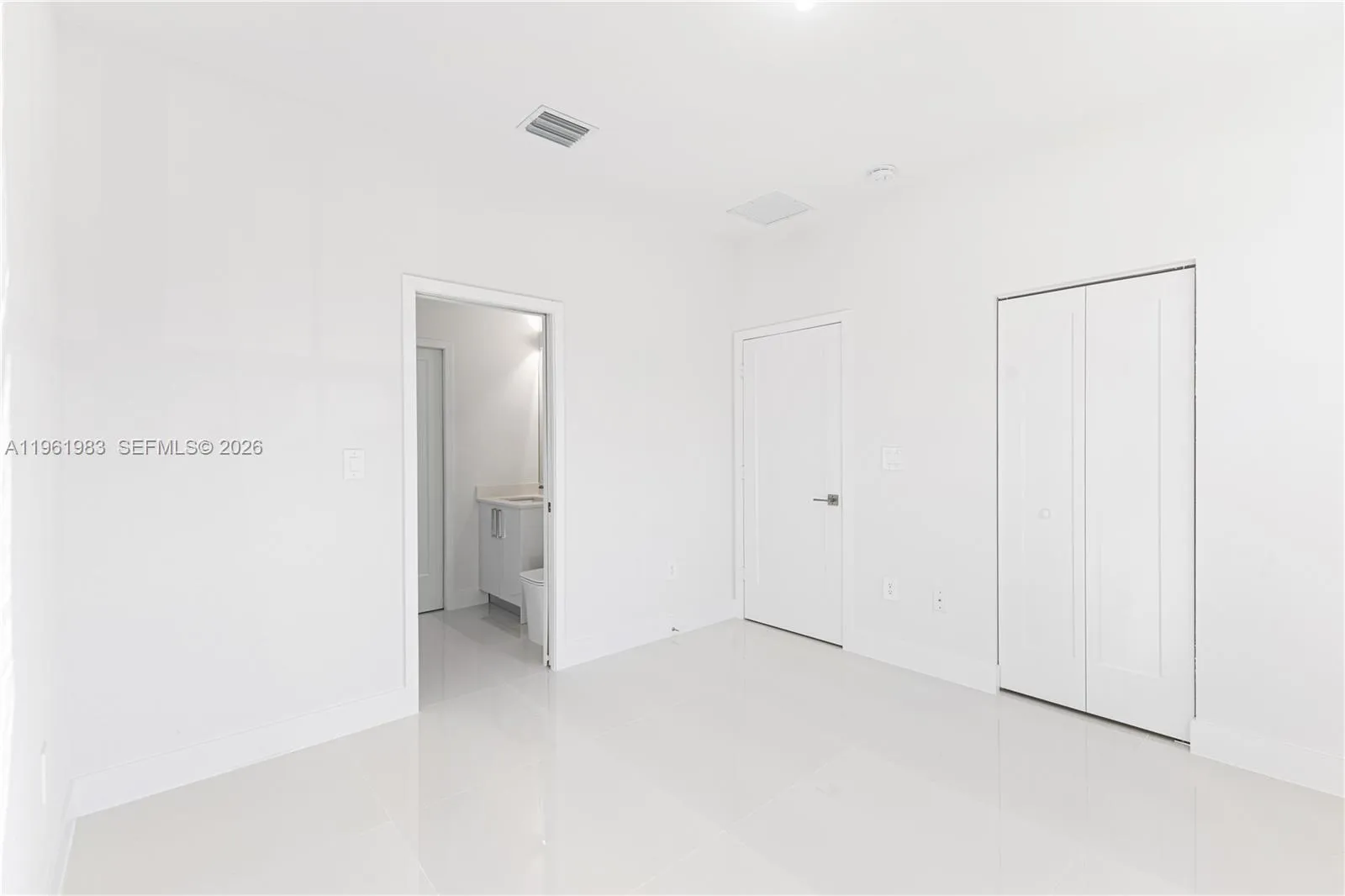21326 Old Cutler Rd, Cutler Bay, Florida 33189, Cutler Bay, Florida 33189, 4 Bedrooms Bedrooms, ,3 BathroomsBathrooms,Residential Lease,For Rent,21326 Old Cutler Rd, Cutler Bay, Florida 33189,A11961983
