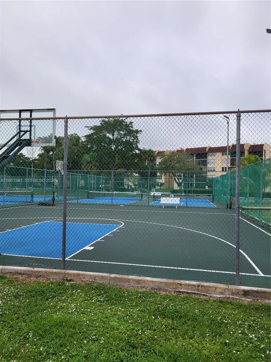 6901 Environ Blvd 5f, Lauderhill, Florida 33319, Lauderhill, Florida 33319, 2 Bedrooms Bedrooms, ,2 BathroomsBathrooms,Residential,For Sale,6901 Environ Blvd 5f, Lauderhill, Florida 33319,A11961991