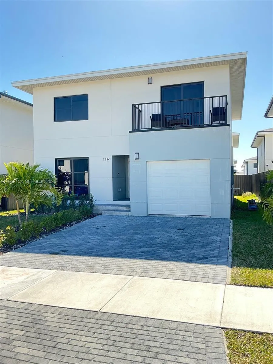 1384 Nw 2nd Ter, Florida City, Florida 33034, Florida City, Florida 33034, 4 Bedrooms Bedrooms, ,2 BathroomsBathrooms,Residential Lease,For Rent,1384 Nw 2nd Ter, Florida City, Florida 33034,A11962152