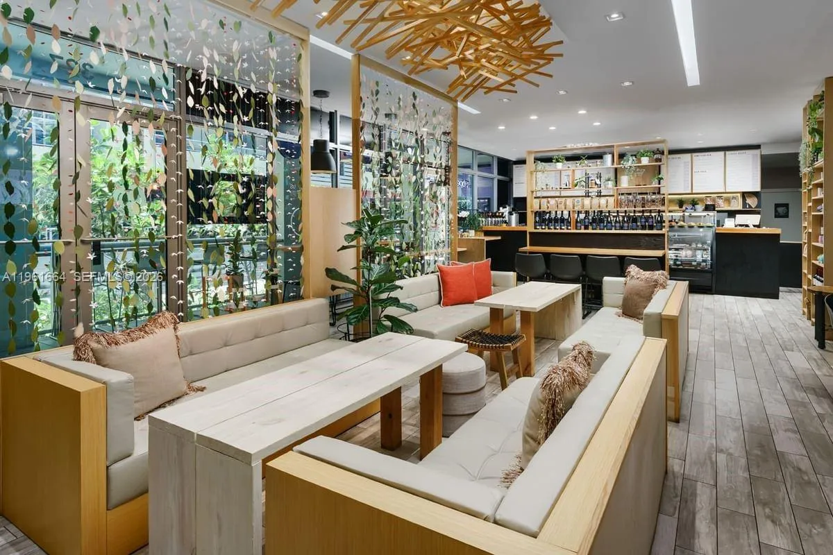 777 N Ocean Dr N222, Hollywood, Florida 33019, Hollywood, Florida 33019, 1 Bedroom Bedrooms, ,1 BathroomBathrooms,Residential,For Sale,777 N Ocean Dr N222, Hollywood, Florida 33019,A11961664