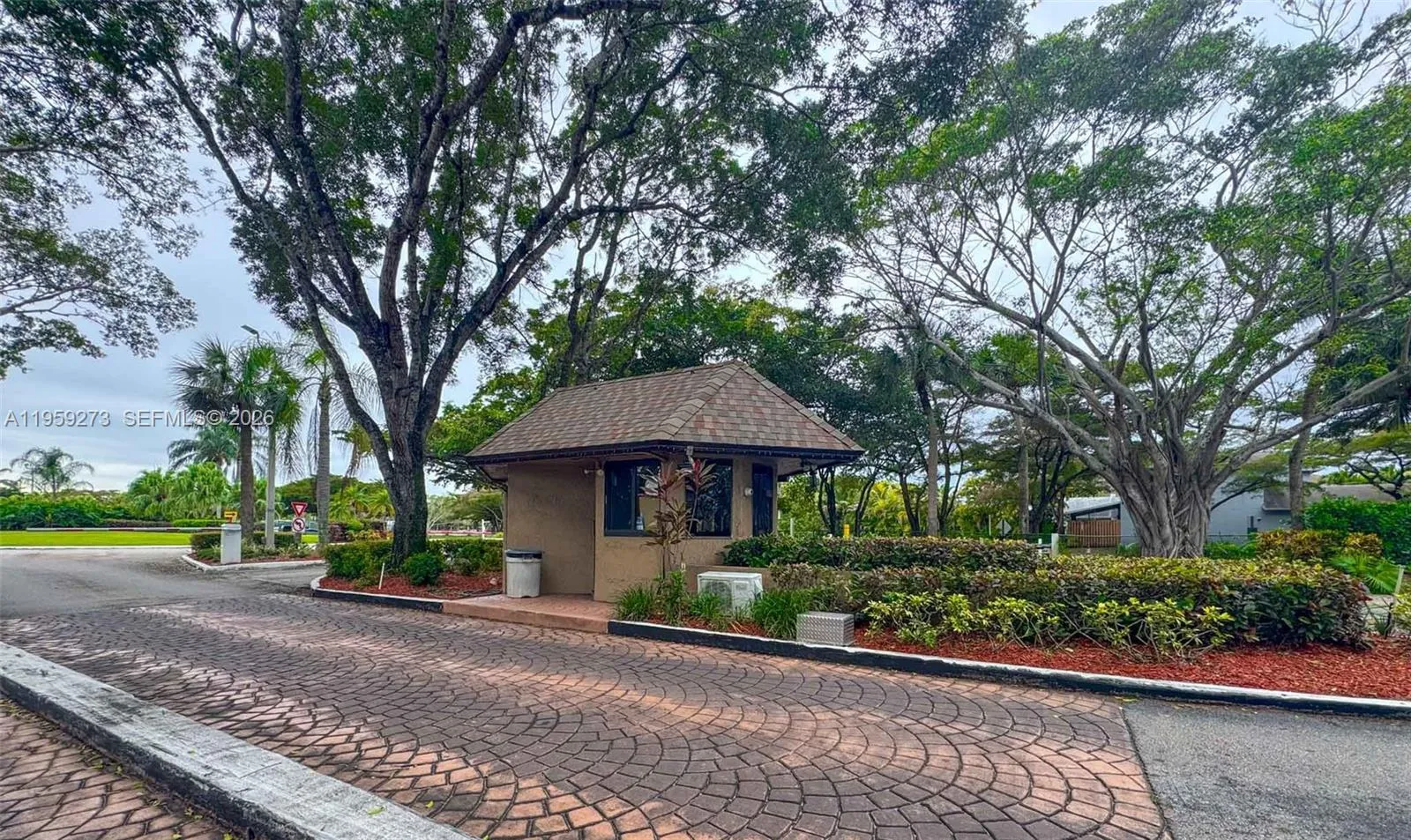 2050 Nw 37th Ave, Coconut Creek, Florida 33066, Coconut Creek, Florida 33066, 3 Bedrooms Bedrooms, ,2 BathroomsBathrooms,Residential,For Sale,2050 Nw 37th Ave, Coconut Creek, Florida 33066,A11959273