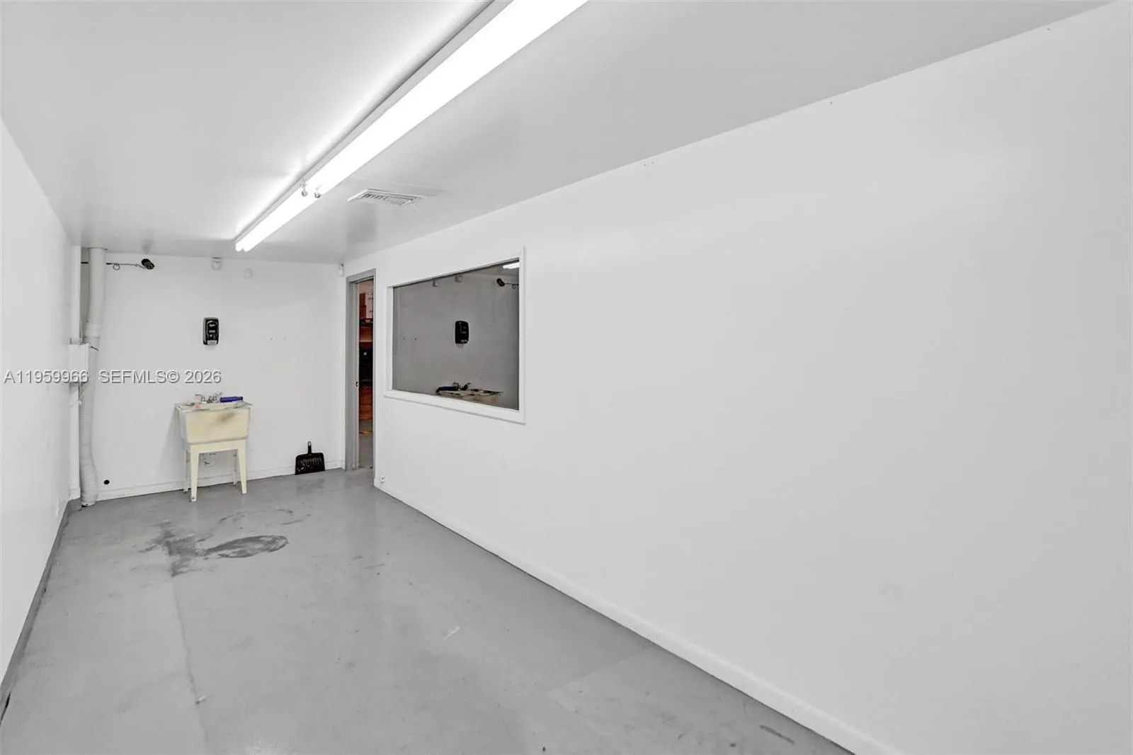 1900 Nw 32nd St, Pompano Beach, Florida 33064, Pompano Beach, Florida 33064, ,Commercial Lease,For Rent,1900 Nw 32nd St, Pompano Beach, Florida 33064,A11959966