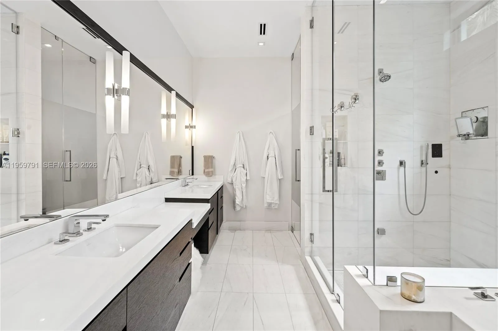 555 Arvida Pkwy, Coral Gables, Florida 33156, Coral Gables, Florida 33156, 6 Bedrooms Bedrooms, ,6 BathroomsBathrooms,Residential,For Sale,555 Arvida Pkwy, Coral Gables, Florida 33156,A11959791