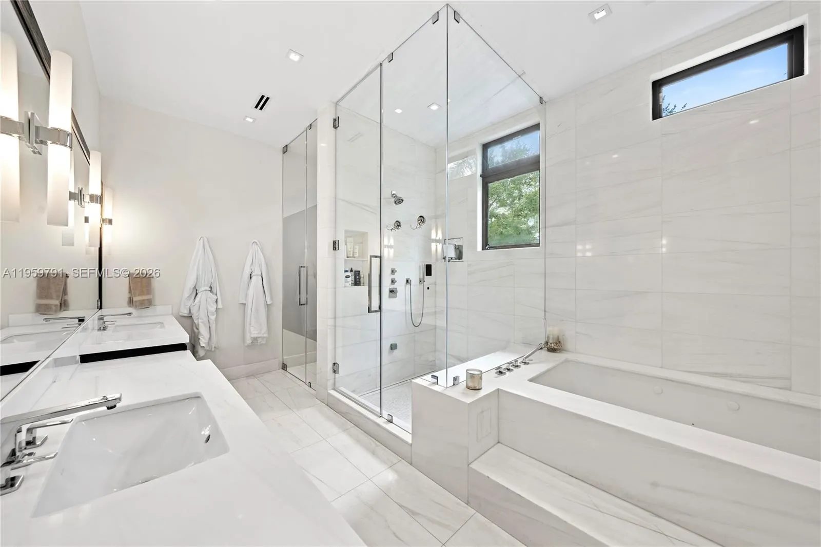 555 Arvida Pkwy, Coral Gables, Florida 33156, Coral Gables, Florida 33156, 6 Bedrooms Bedrooms, ,6 BathroomsBathrooms,Residential,For Sale,555 Arvida Pkwy, Coral Gables, Florida 33156,A11959791