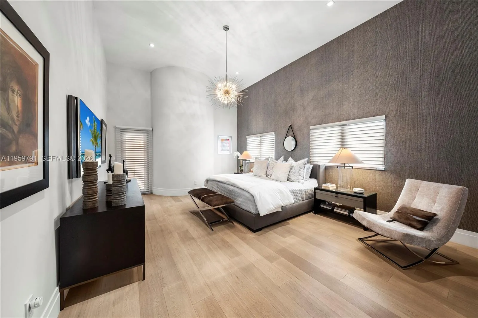 555 Arvida Pkwy, Coral Gables, Florida 33156, Coral Gables, Florida 33156, 6 Bedrooms Bedrooms, ,6 BathroomsBathrooms,Residential,For Sale,555 Arvida Pkwy, Coral Gables, Florida 33156,A11959791