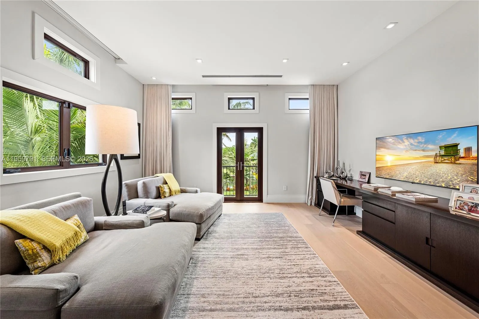 555 Arvida Pkwy, Coral Gables, Florida 33156, Coral Gables, Florida 33156, 6 Bedrooms Bedrooms, ,6 BathroomsBathrooms,Residential,For Sale,555 Arvida Pkwy, Coral Gables, Florida 33156,A11959791