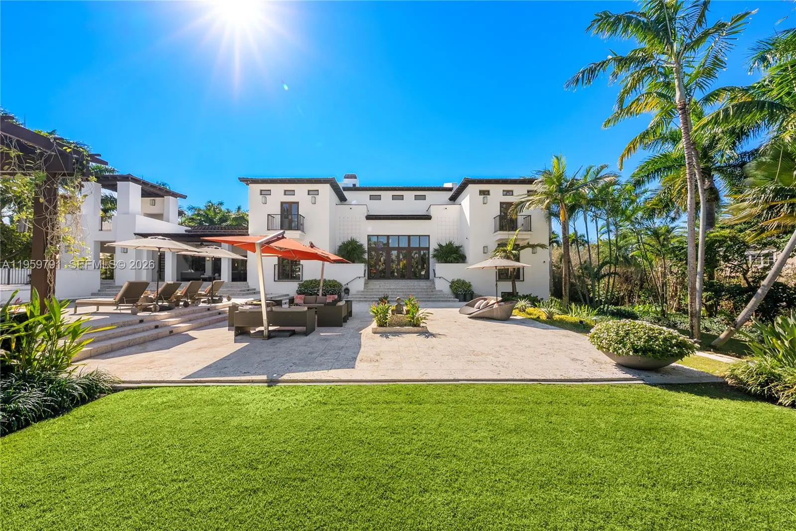 555 Arvida Pkwy, Coral Gables, Florida 33156, Coral Gables, Florida 33156, 6 Bedrooms Bedrooms, ,6 BathroomsBathrooms,Residential,For Sale,555 Arvida Pkwy, Coral Gables, Florida 33156,A11959791