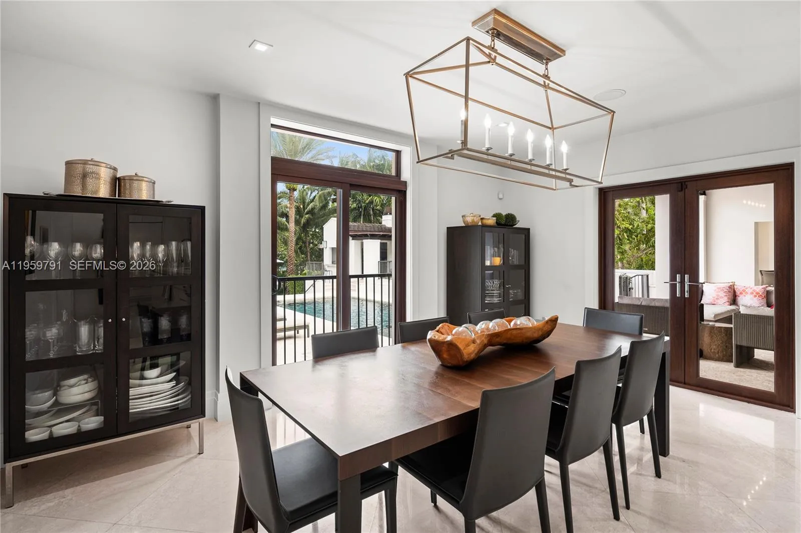 555 Arvida Pkwy, Coral Gables, Florida 33156, Coral Gables, Florida 33156, 6 Bedrooms Bedrooms, ,6 BathroomsBathrooms,Residential,For Sale,555 Arvida Pkwy, Coral Gables, Florida 33156,A11959791
