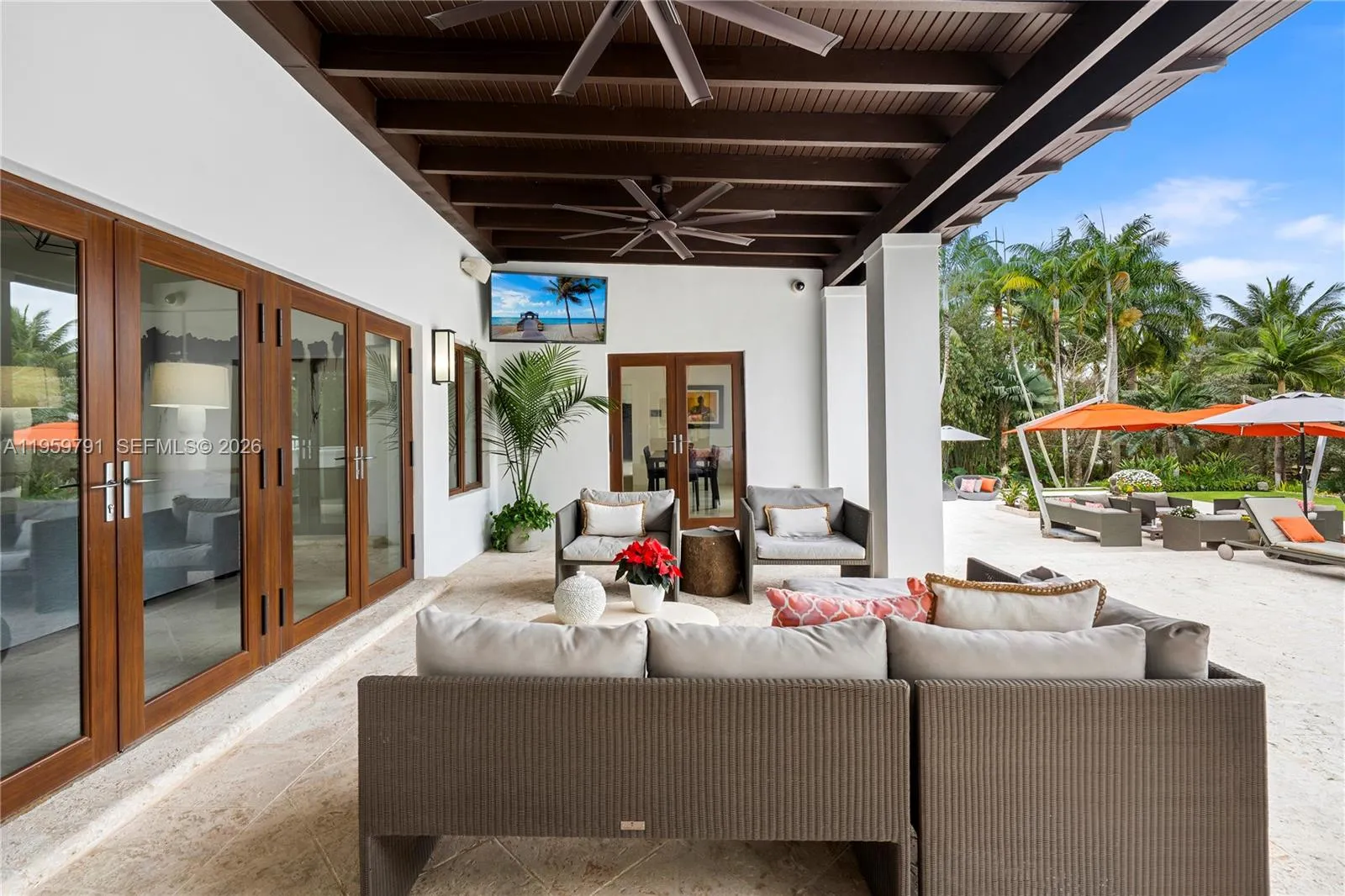 555 Arvida Pkwy, Coral Gables, Florida 33156, Coral Gables, Florida 33156, 6 Bedrooms Bedrooms, ,6 BathroomsBathrooms,Residential,For Sale,555 Arvida Pkwy, Coral Gables, Florida 33156,A11959791