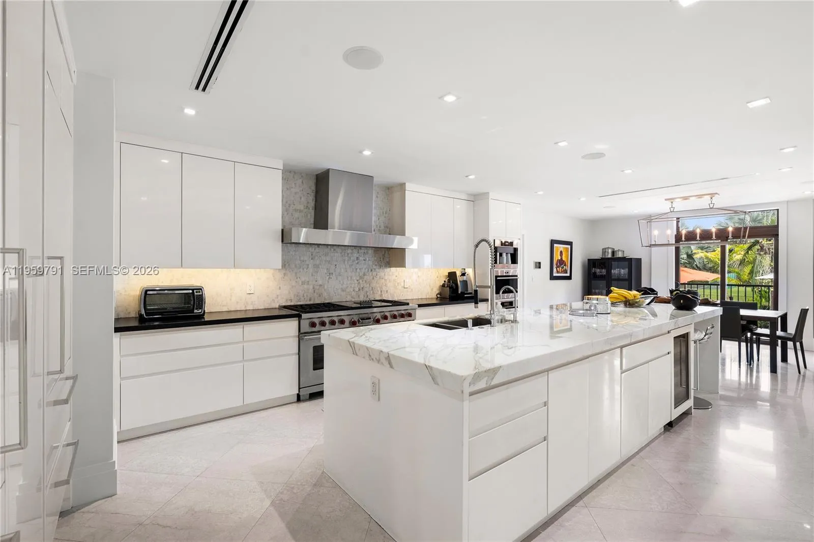 555 Arvida Pkwy, Coral Gables, Florida 33156, Coral Gables, Florida 33156, 6 Bedrooms Bedrooms, ,6 BathroomsBathrooms,Residential,For Sale,555 Arvida Pkwy, Coral Gables, Florida 33156,A11959791