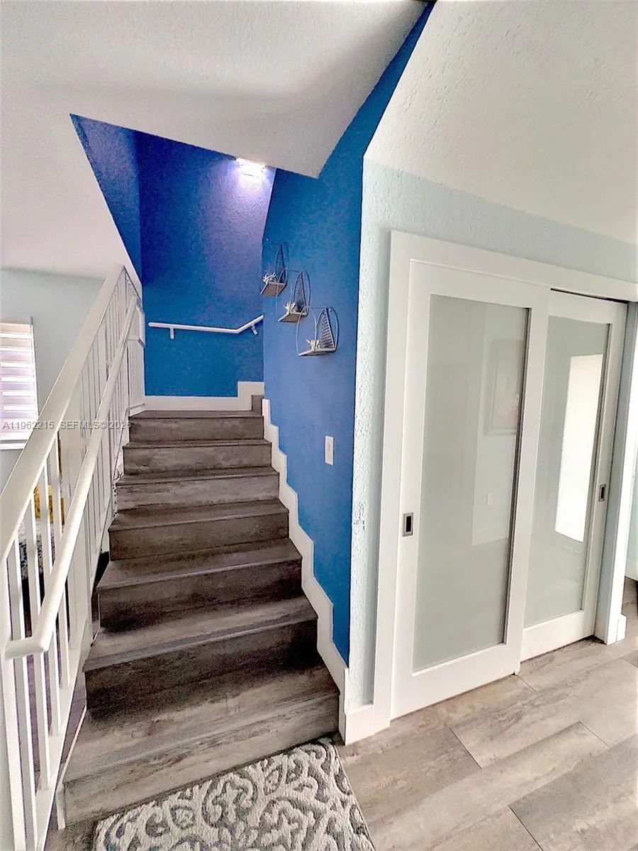 6761 Nw 182nd St 103, Hialeah, Florida 33015, Hialeah, Florida 33015, 3 Bedrooms Bedrooms, ,2 BathroomsBathrooms,Residential Lease,For Rent,6761 Nw 182nd St 103, Hialeah, Florida 33015,A11962215
