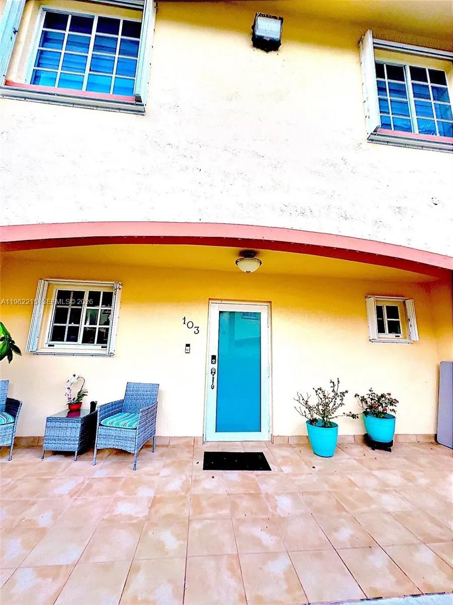 6761 Nw 182nd St 103, Hialeah, Florida 33015, Hialeah, Florida 33015, 3 Bedrooms Bedrooms, ,2 BathroomsBathrooms,Residential Lease,For Rent,6761 Nw 182nd St 103, Hialeah, Florida 33015,A11962215