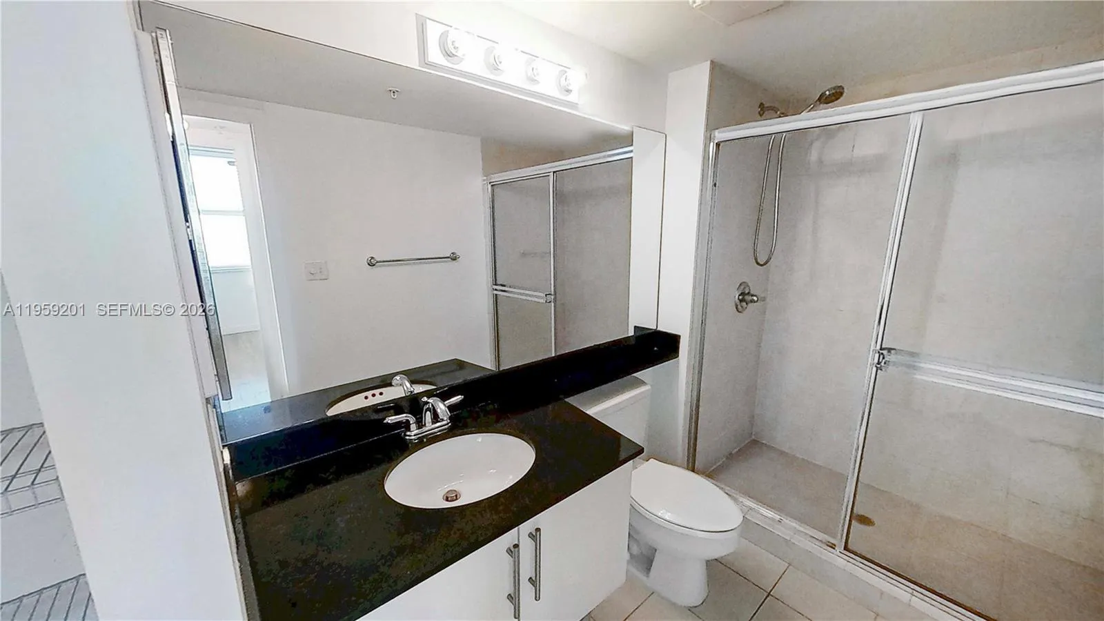 31 Se 5th St 2408, Miami, Florida 33131, Miami, Florida 33131, 2 Bedrooms Bedrooms, ,2 BathroomsBathrooms,Residential,For Sale,31 Se 5th St 2408, Miami, Florida 33131,A11959201