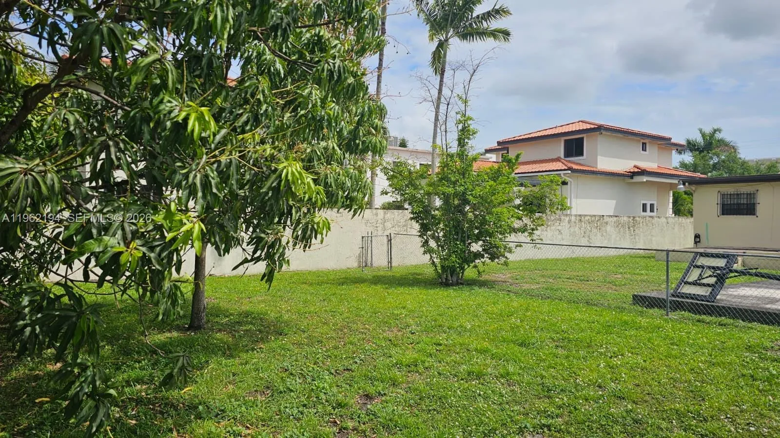8891 Sw 28th St, Miami, Florida 33165, Miami, Florida 33165, 4 Bedrooms Bedrooms, ,2 BathroomsBathrooms,Residential,For Sale,8891 Sw 28th St, Miami, Florida 33165,A11962194
