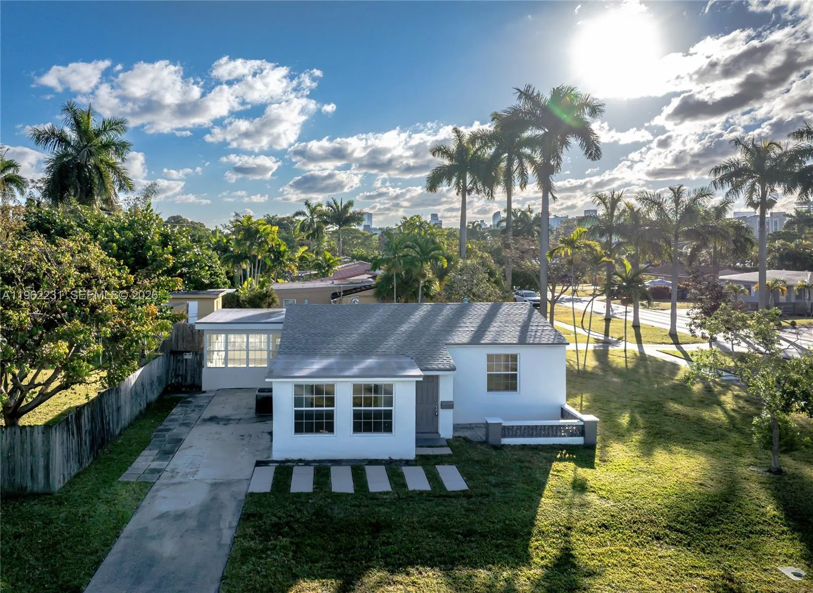 1621 S 16th Ave 0, Hollywood, Florida 33020, Hollywood, Florida 33020, 2 Bedrooms Bedrooms, ,1 BathroomBathrooms,Residential Lease,For Rent,1621 S 16th Ave 0, Hollywood, Florida 33020,A11962231