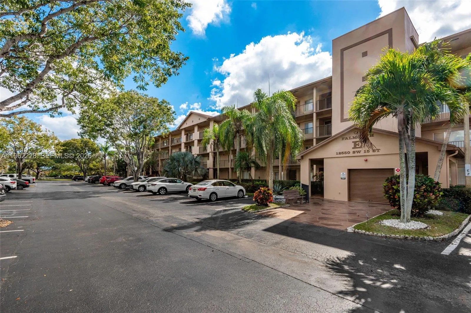 12550 Sw 15th St 302e, Pembroke Pines, Florida 330, Pembroke Pines, Florida 33027, 2 Bedrooms Bedrooms, ,2 BathroomsBathrooms,Residential,For Sale,12550 Sw 15th St 302e, Pembroke Pines, Florida 330,A11962228