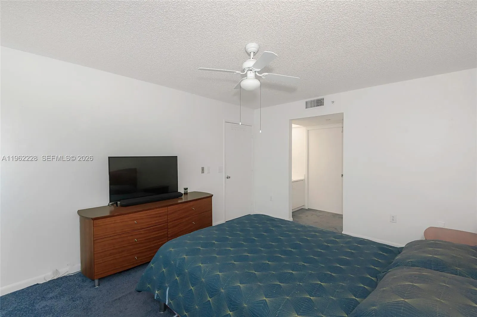 12550 Sw 15th St 302e, Pembroke Pines, Florida 330, Pembroke Pines, Florida 33027, 2 Bedrooms Bedrooms, ,2 BathroomsBathrooms,Residential,For Sale,12550 Sw 15th St 302e, Pembroke Pines, Florida 330,A11962228