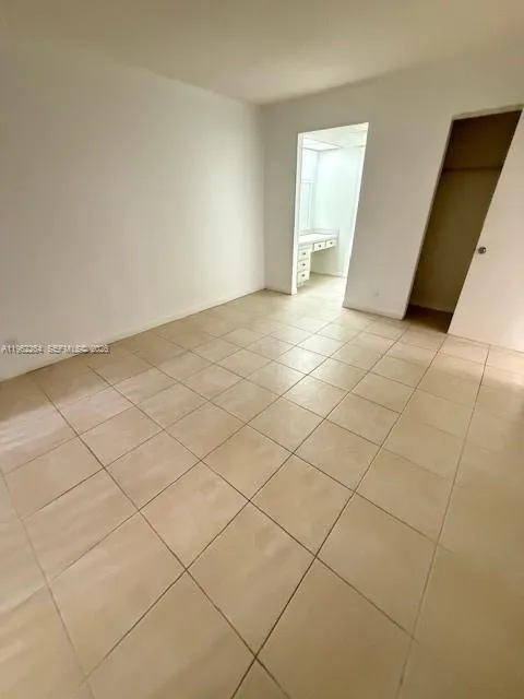 301 Cambridge Rd 106, Hollywood, Florida 33024, Hollywood, Florida 33024, 1 Bedroom Bedrooms, ,1 BathroomBathrooms,Residential Lease,For Rent,301 Cambridge Rd 106, Hollywood, Florida 33024,A11962264