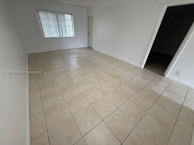 301 Cambridge Rd 106, Hollywood, Florida 33024, Hollywood, Florida 33024, 1 Bedroom Bedrooms, ,1 BathroomBathrooms,Residential Lease,For Rent,301 Cambridge Rd 106, Hollywood, Florida 33024,A11962264
