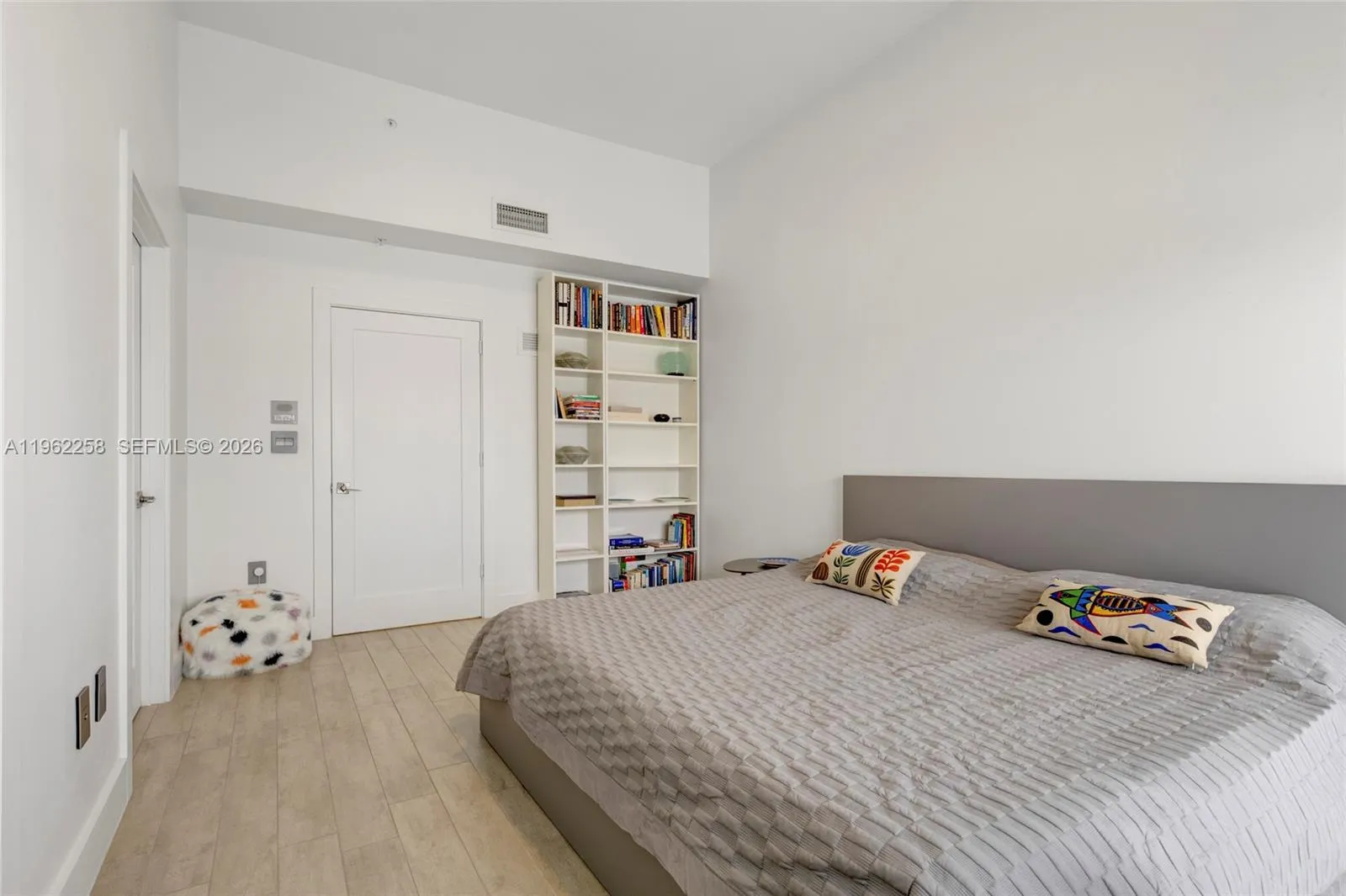 89 N Shore Dr, Miami Beach, Florida 33141, Miami Beach, Florida 33141, 3 Bedrooms Bedrooms, ,3 BathroomsBathrooms,Residential,For Sale,89 N Shore Dr, Miami Beach, Florida 33141,A11962258