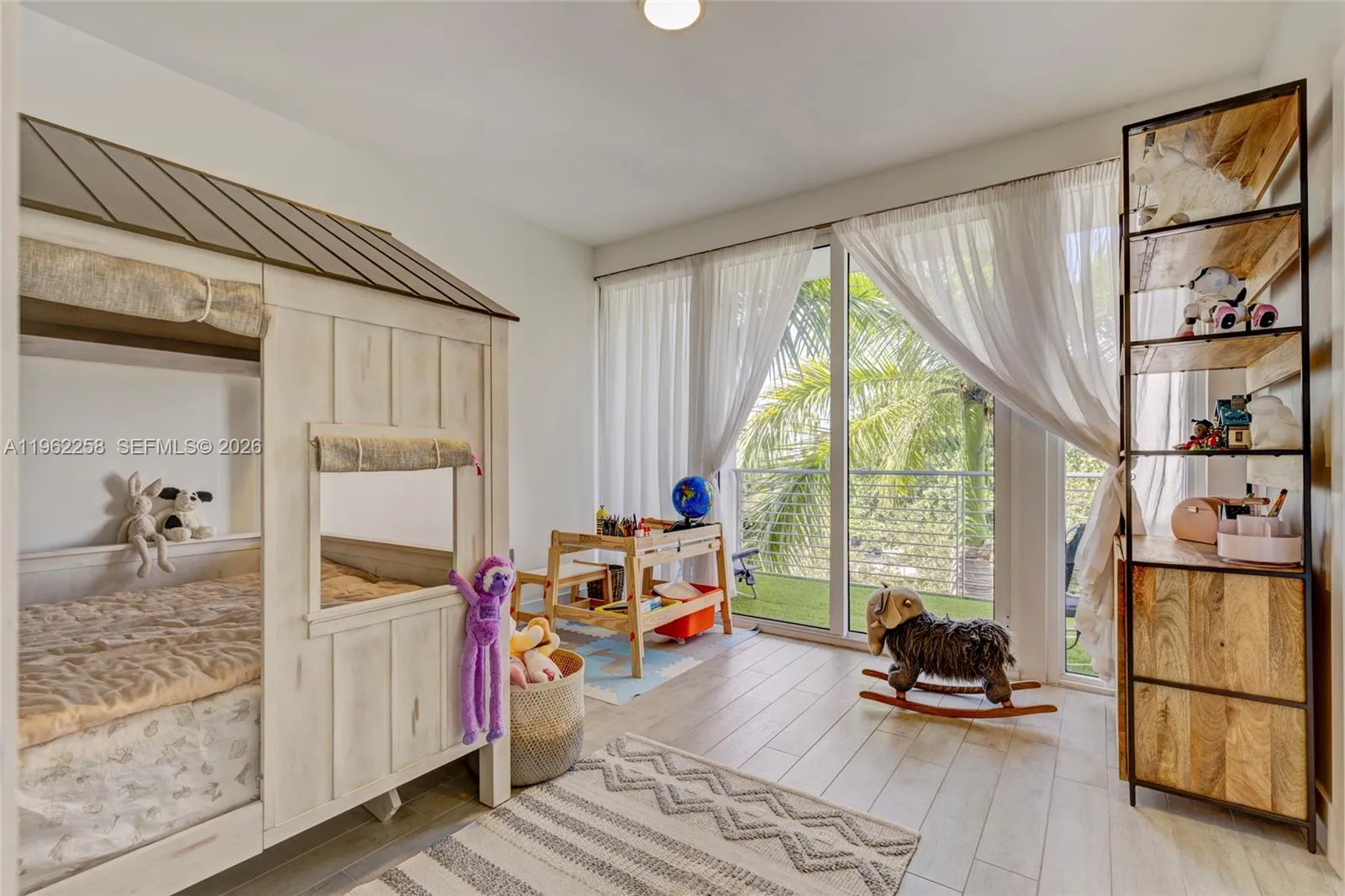 89 N Shore Dr, Miami Beach, Florida 33141, Miami Beach, Florida 33141, 3 Bedrooms Bedrooms, ,3 BathroomsBathrooms,Residential,For Sale,89 N Shore Dr, Miami Beach, Florida 33141,A11962258