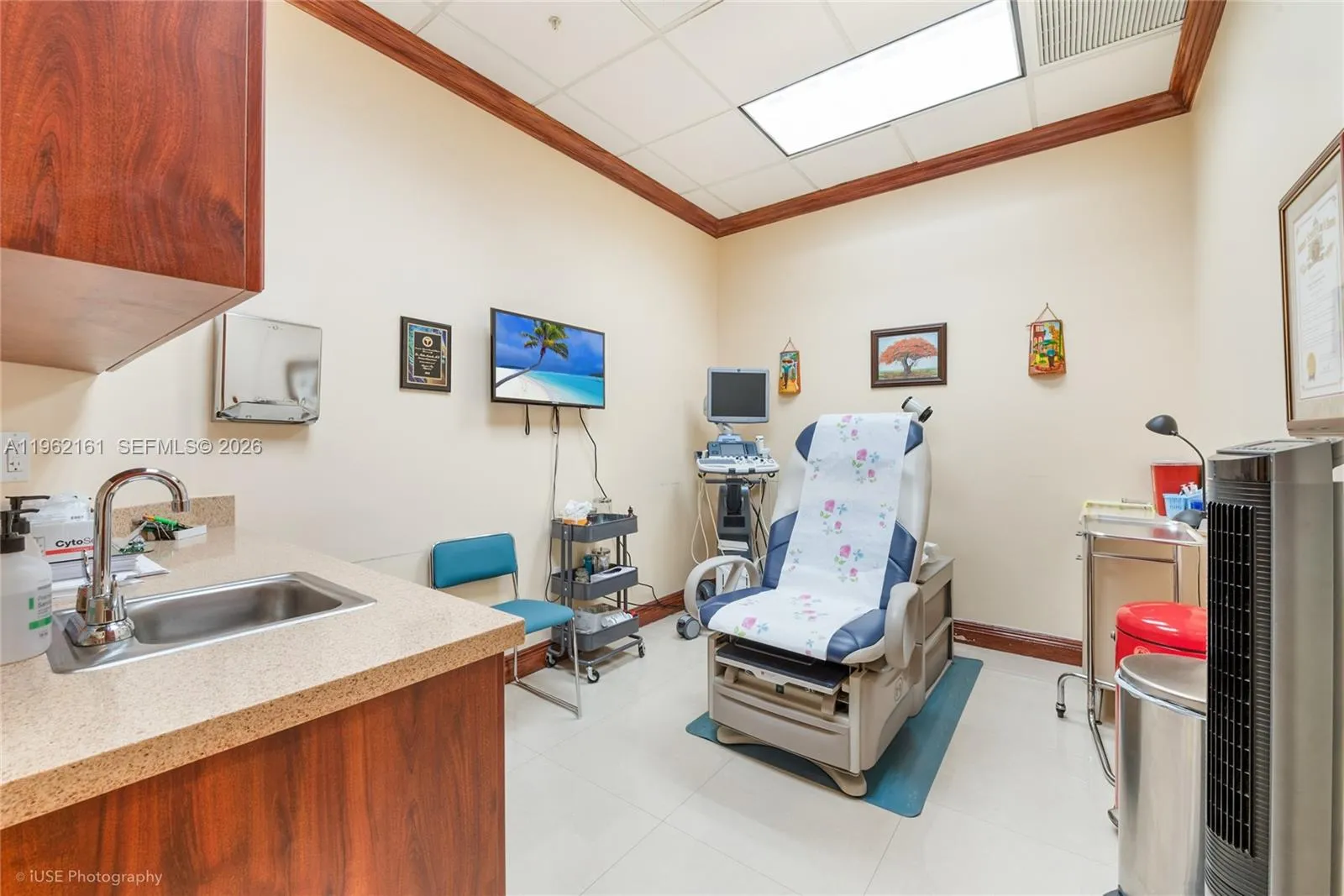 135 San Lorenzo Ave 100, Coral Gables, Florida 331, Coral Gables, Florida 33146, ,Commercial Sale,For Sale,135 San Lorenzo Ave 100, Coral Gables, Florida 331,A11962161