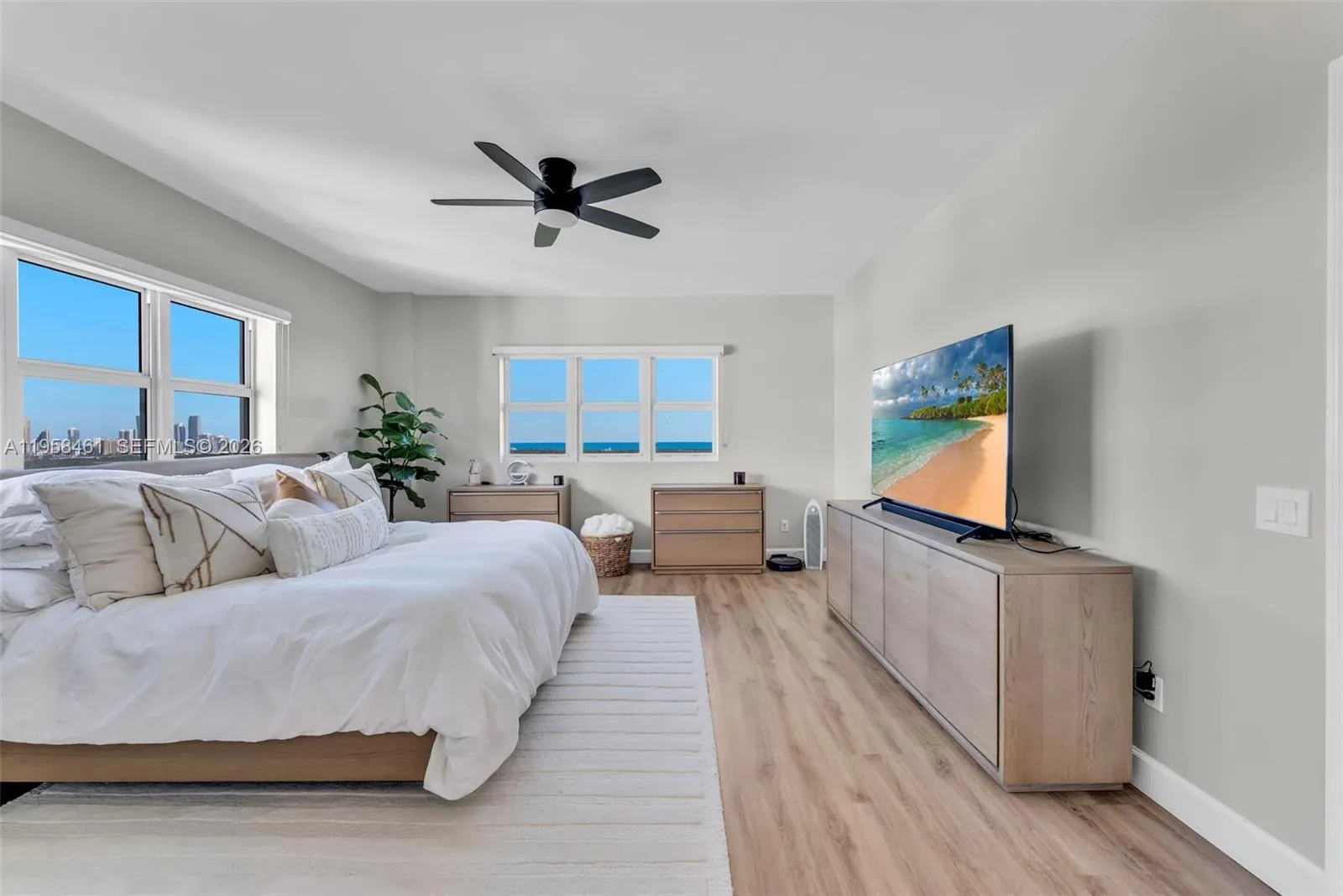 14951 Royal Oaks Ln 2201, North Miami, Florida 331, North Miami, Florida 33181, 3 Bedrooms Bedrooms, ,3 BathroomsBathrooms,Residential,For Sale,14951 Royal Oaks Ln 2201, North Miami, Florida 331,A11958461