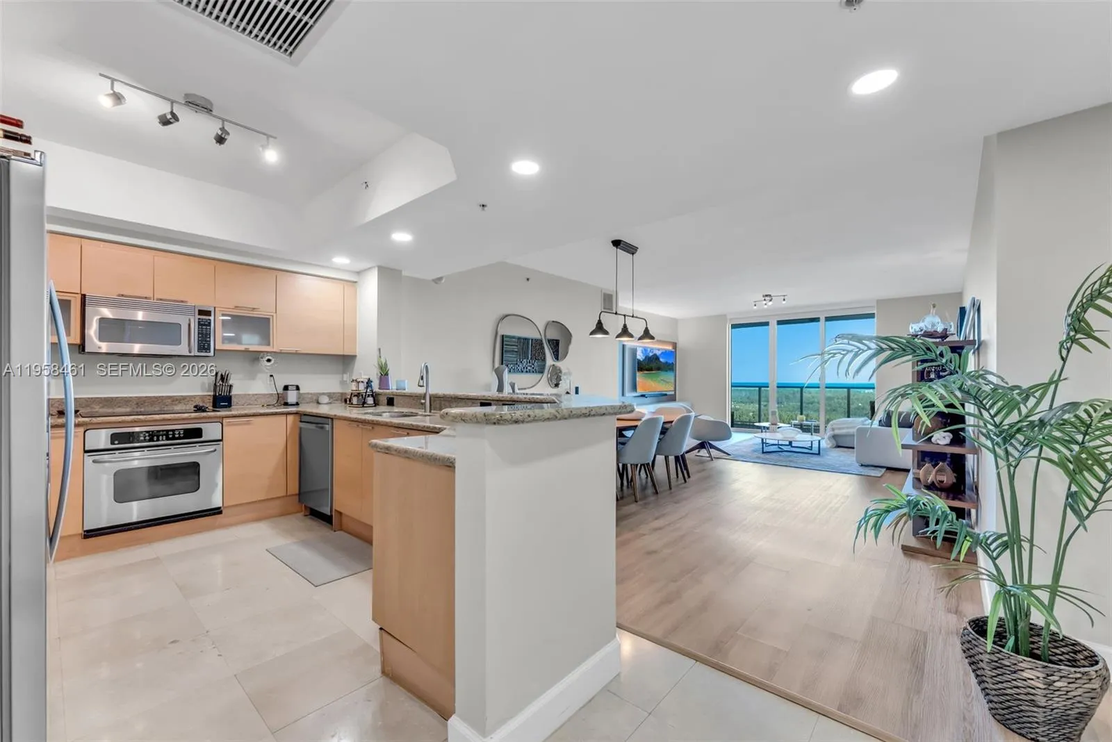 14951 Royal Oaks Ln 2201, North Miami, Florida 331, North Miami, Florida 33181, 3 Bedrooms Bedrooms, ,3 BathroomsBathrooms,Residential,For Sale,14951 Royal Oaks Ln 2201, North Miami, Florida 331,A11958461