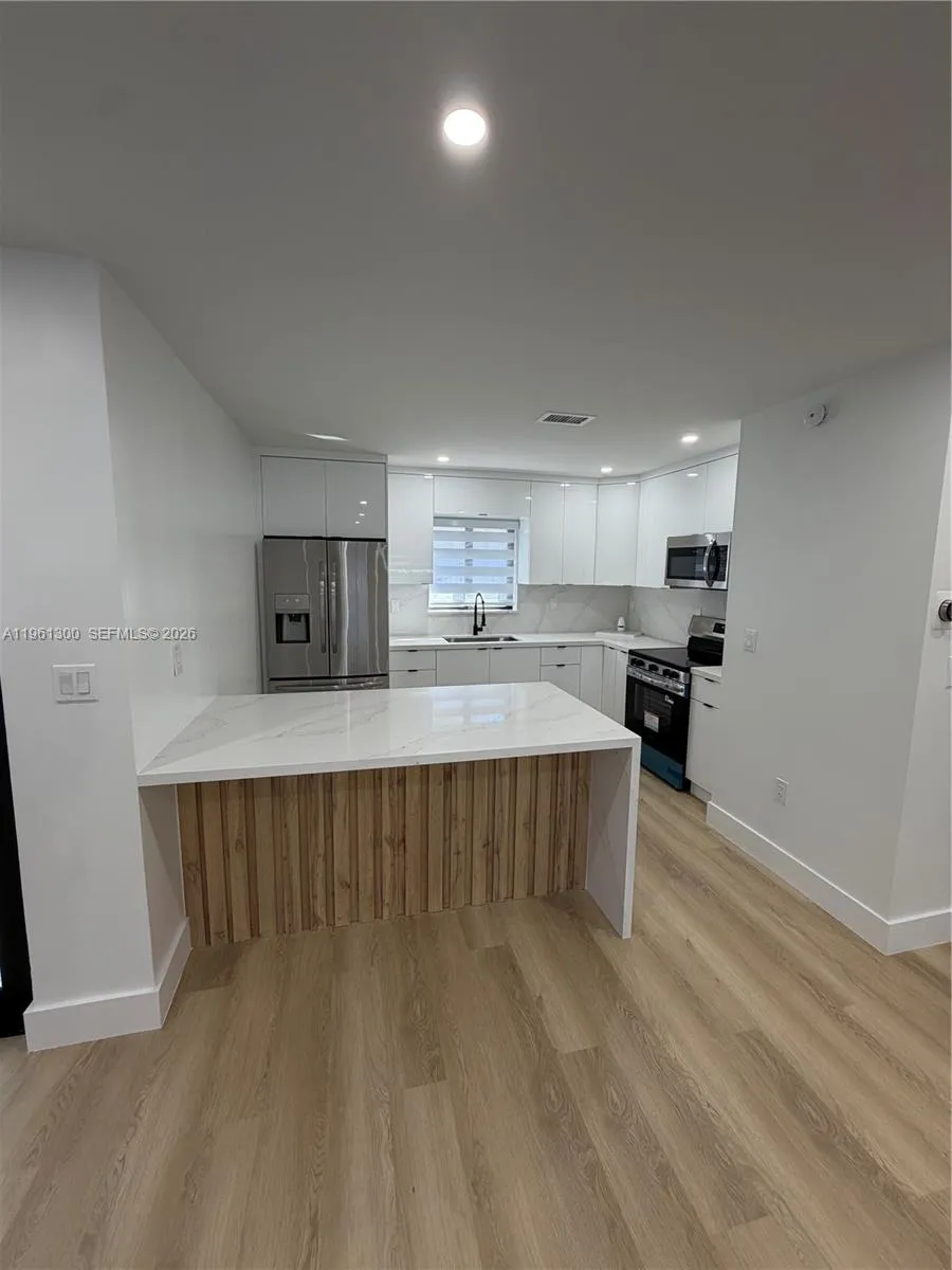 18940 Sw 113th Ct, Miami, Florida 33157, Miami, Florida 33157, 3 Bedrooms Bedrooms, ,2 BathroomsBathrooms,Residential,For Sale,18940 Sw 113th Ct, Miami, Florida 33157,A11961300