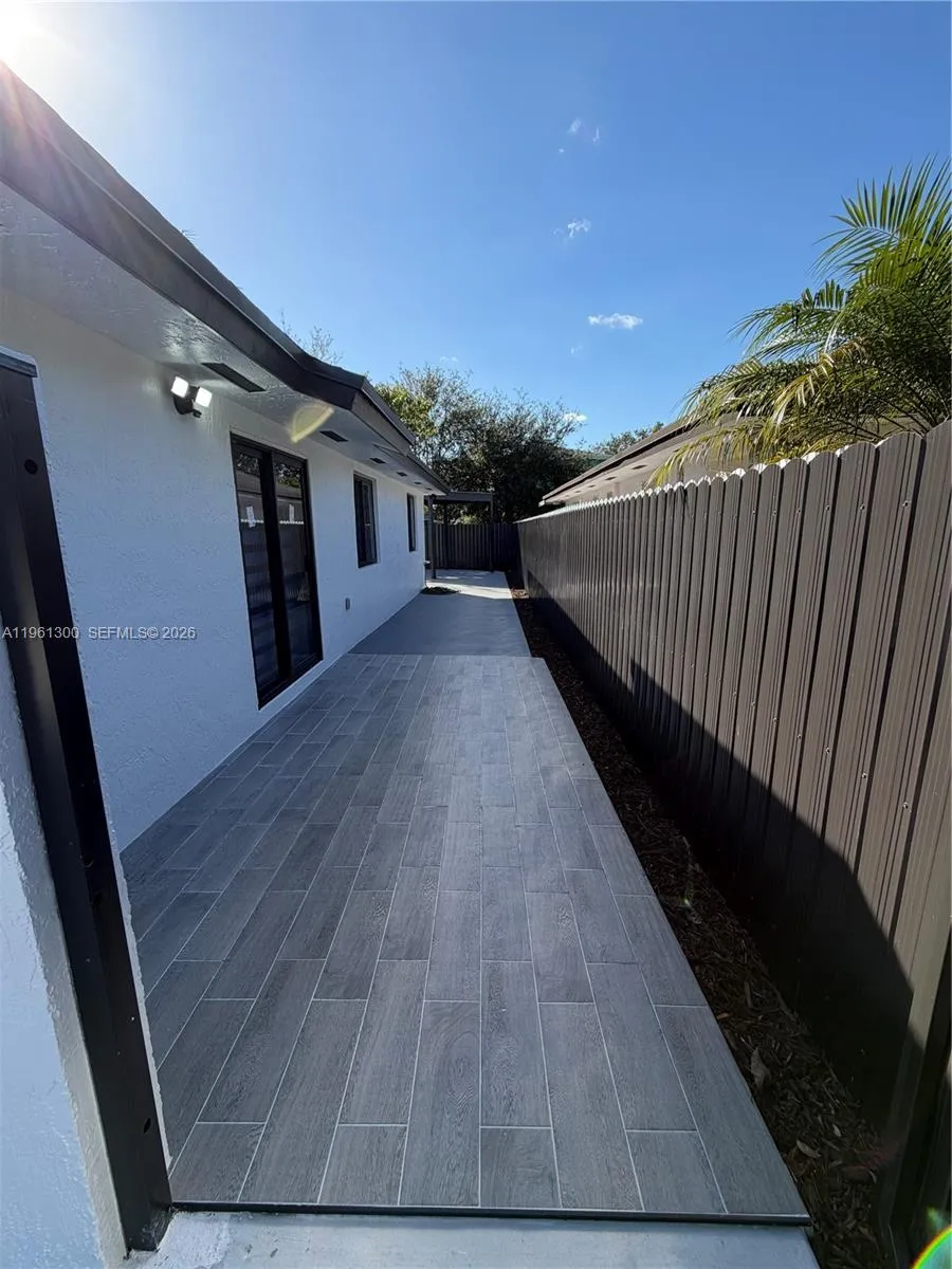 18940 Sw 113th Ct, Miami, Florida 33157, Miami, Florida 33157, 3 Bedrooms Bedrooms, ,2 BathroomsBathrooms,Residential,For Sale,18940 Sw 113th Ct, Miami, Florida 33157,A11961300