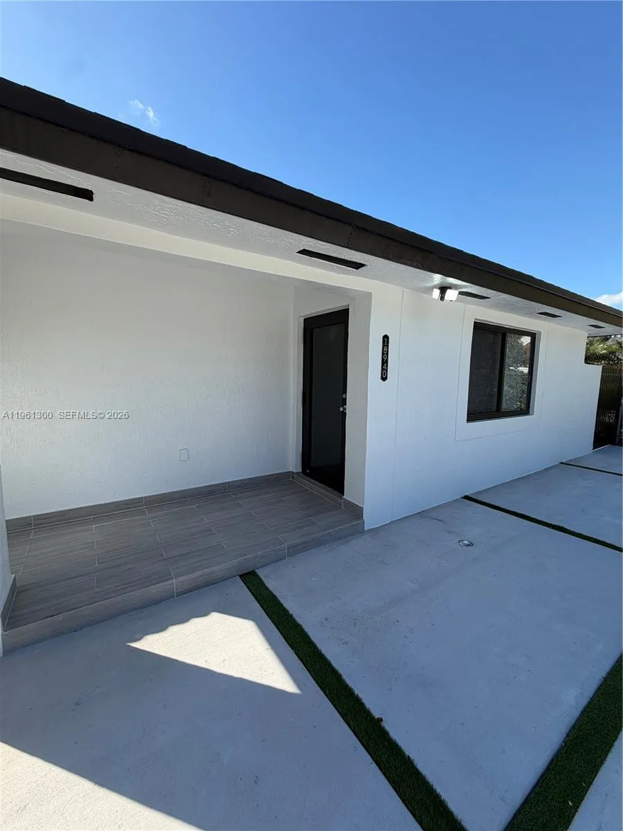 18940 Sw 113th Ct, Miami, Florida 33157, Miami, Florida 33157, 3 Bedrooms Bedrooms, ,2 BathroomsBathrooms,Residential,For Sale,18940 Sw 113th Ct, Miami, Florida 33157,A11961300