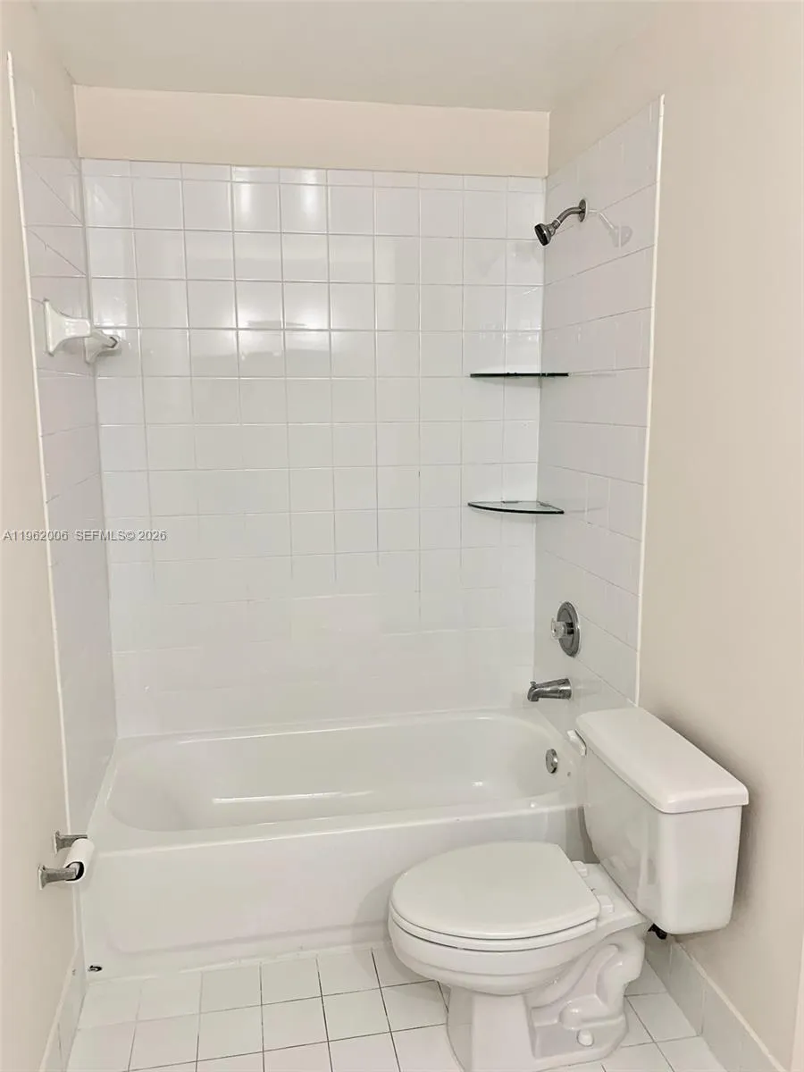 15701 Sw 137th Ave 204, Miami, Florida 33177, Miami, Florida 33177, 3 Bedrooms Bedrooms, ,2 BathroomsBathrooms,Residential,For Sale,15701 Sw 137th Ave 204, Miami, Florida 33177,A11962006