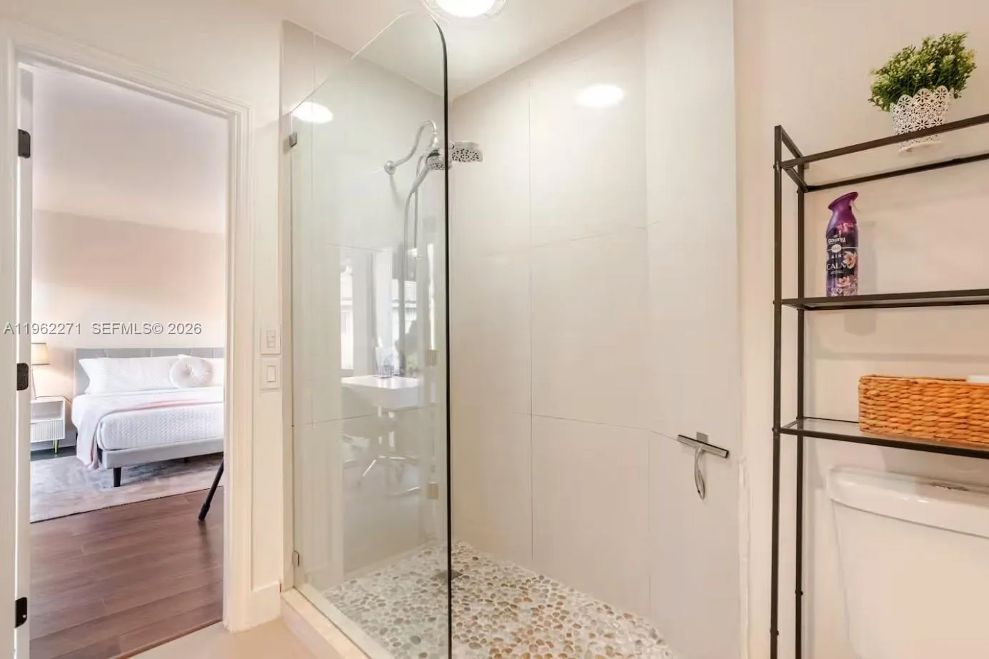 636 Hibiscus Dr 0, Hallandale Beach, Florida 33009, Hallandale Beach, Florida 33009, 3 Bedrooms Bedrooms, ,3 BathroomsBathrooms,Residential Lease,For Rent,636 Hibiscus Dr 0, Hallandale Beach, Florida 33009,A11962271