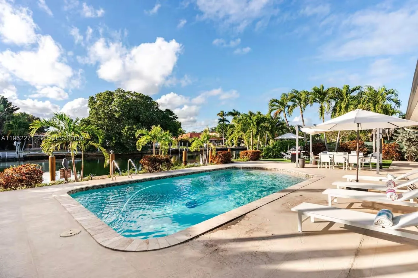 636 Hibiscus Dr 0, Hallandale Beach, Florida 33009, Hallandale Beach, Florida 33009, 3 Bedrooms Bedrooms, ,3 BathroomsBathrooms,Residential Lease,For Rent,636 Hibiscus Dr 0, Hallandale Beach, Florida 33009,A11962271