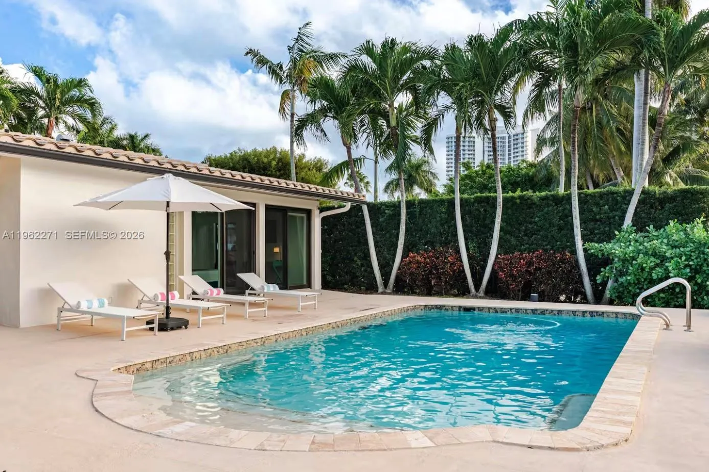 636 Hibiscus Dr 0, Hallandale Beach, Florida 33009, Hallandale Beach, Florida 33009, 3 Bedrooms Bedrooms, ,3 BathroomsBathrooms,Residential Lease,For Rent,636 Hibiscus Dr 0, Hallandale Beach, Florida 33009,A11962271